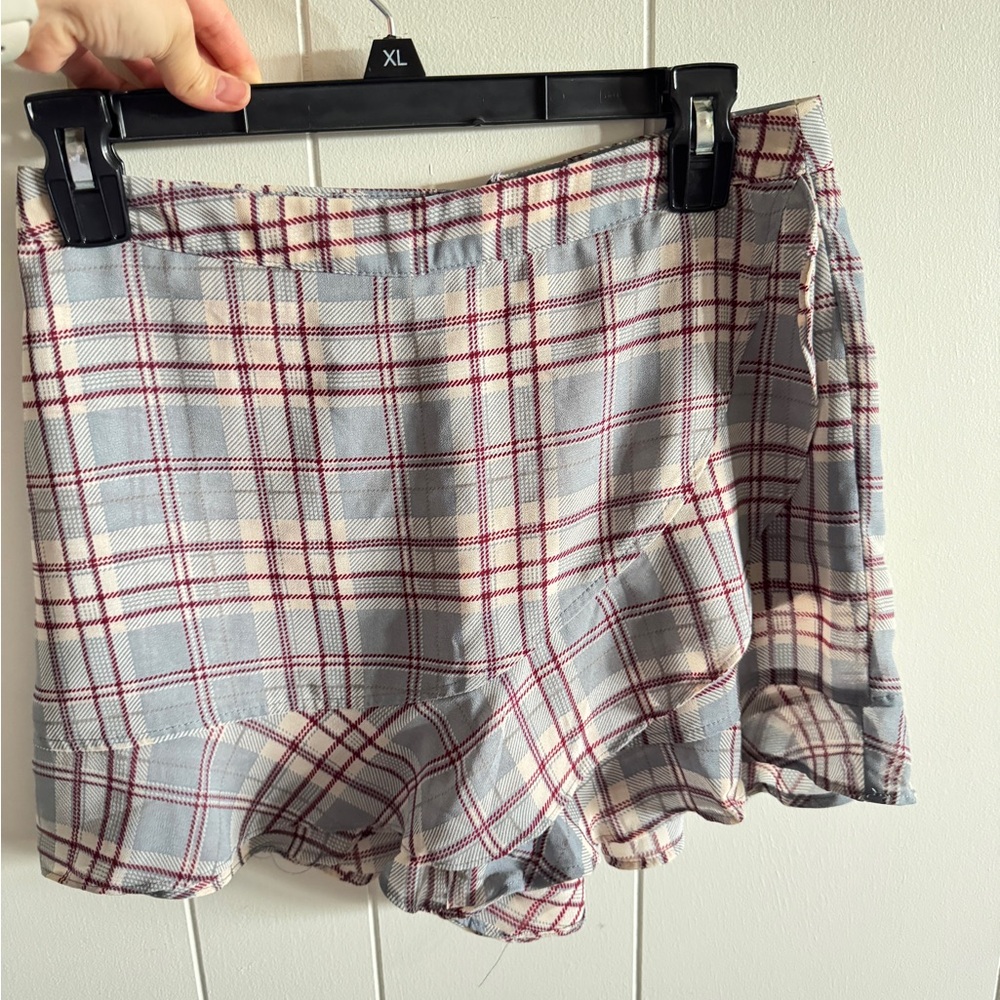 Plaid Ruffle Hem Shorts